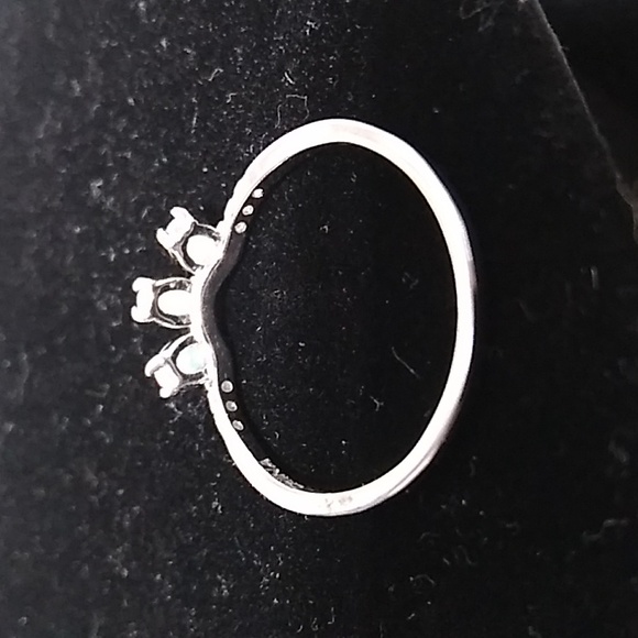 SALE! NWOT Dainty 925 Stamped White Opal & Cz Diamond Ring 💍 ♥ - Picture 7 of 7